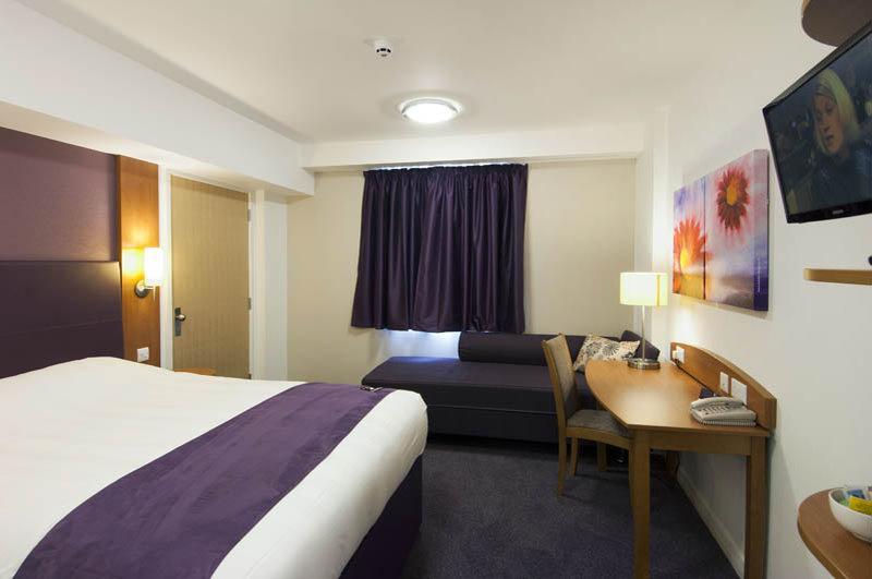 Premier Inn Greenock Eksteriør billede