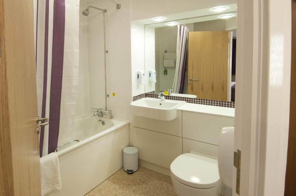 Premier Inn Greenock Eksteriør billede