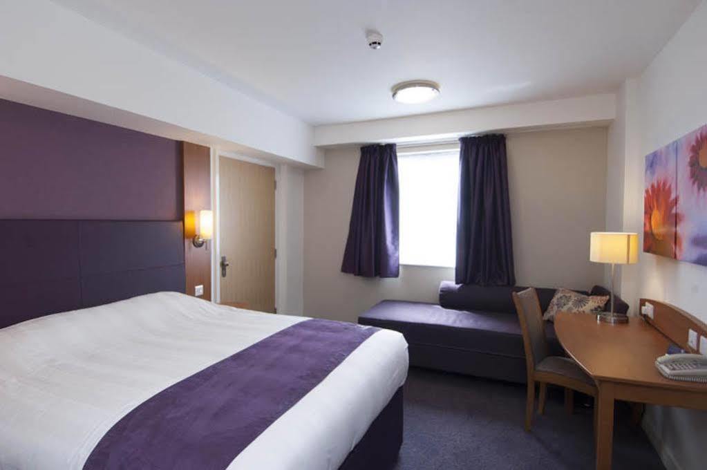 Premier Inn Greenock Eksteriør billede