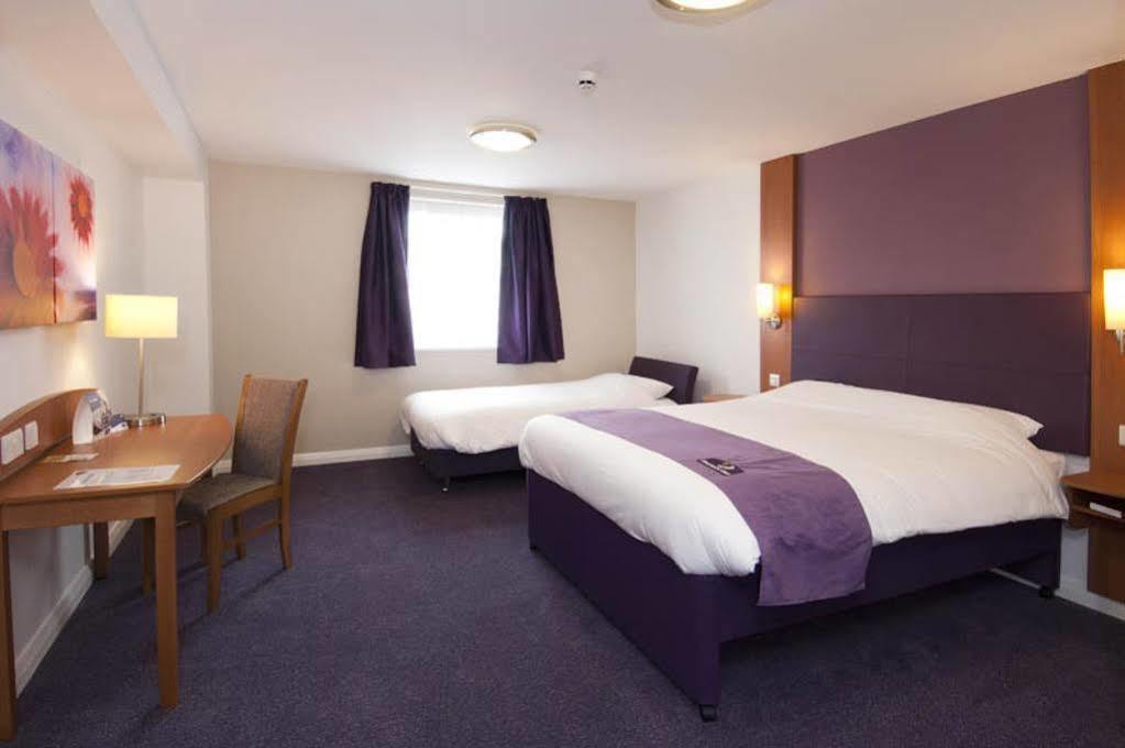 Premier Inn Greenock Eksteriør billede