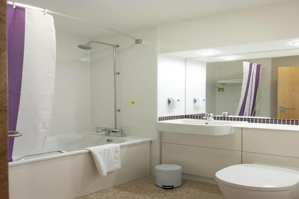 Premier Inn Greenock Eksteriør billede